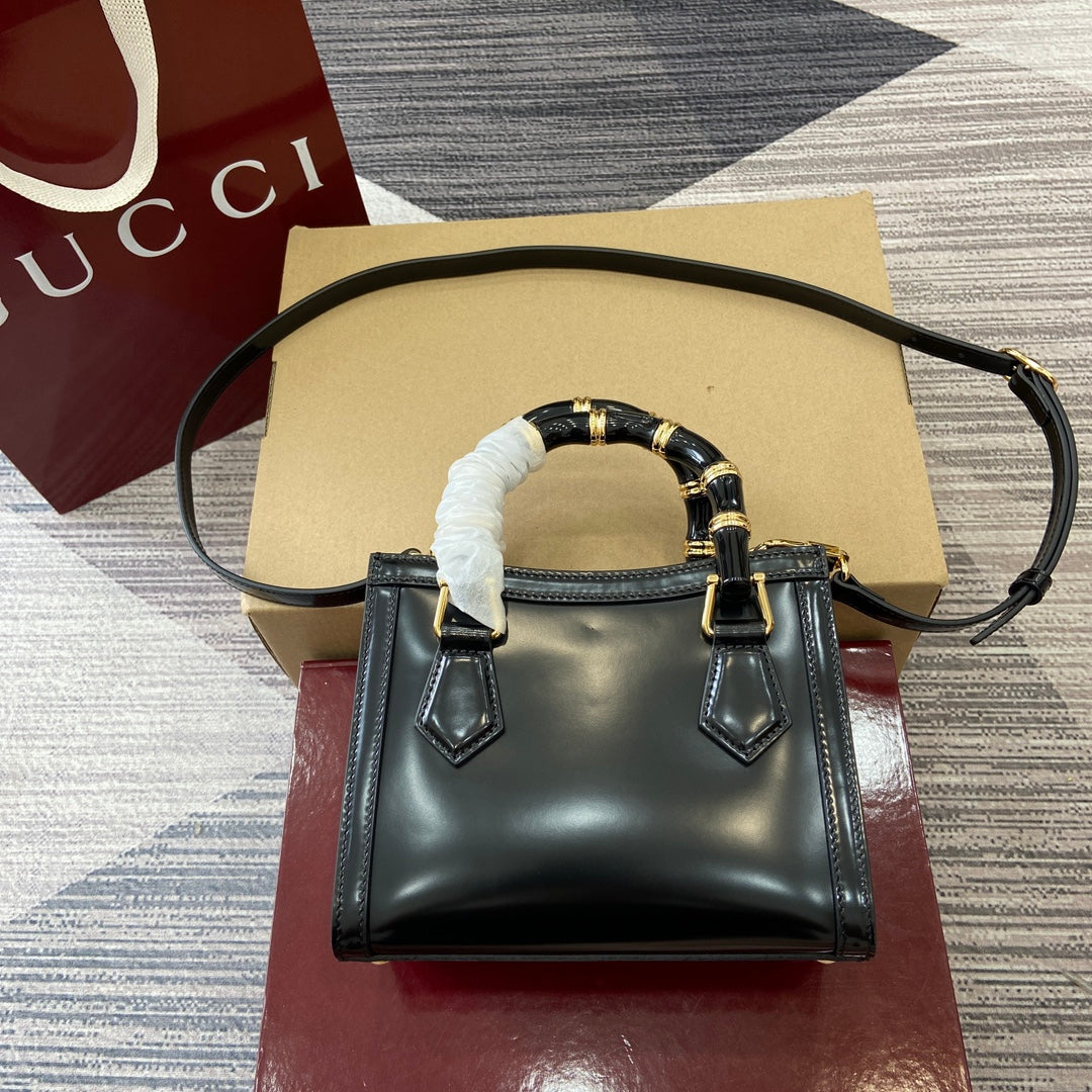 GUCCI DIANA TOTE BAG