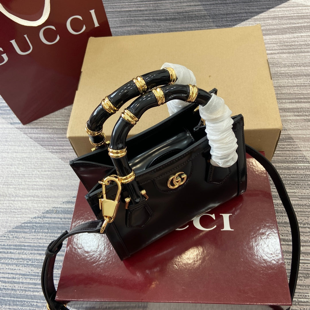 GUCCI DIANA TOTE BAG