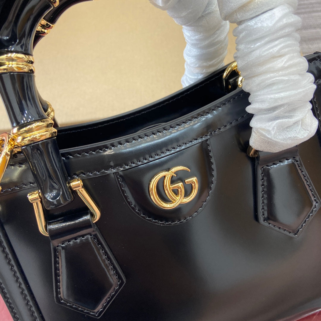 GUCCI DIANA TOTE BAG