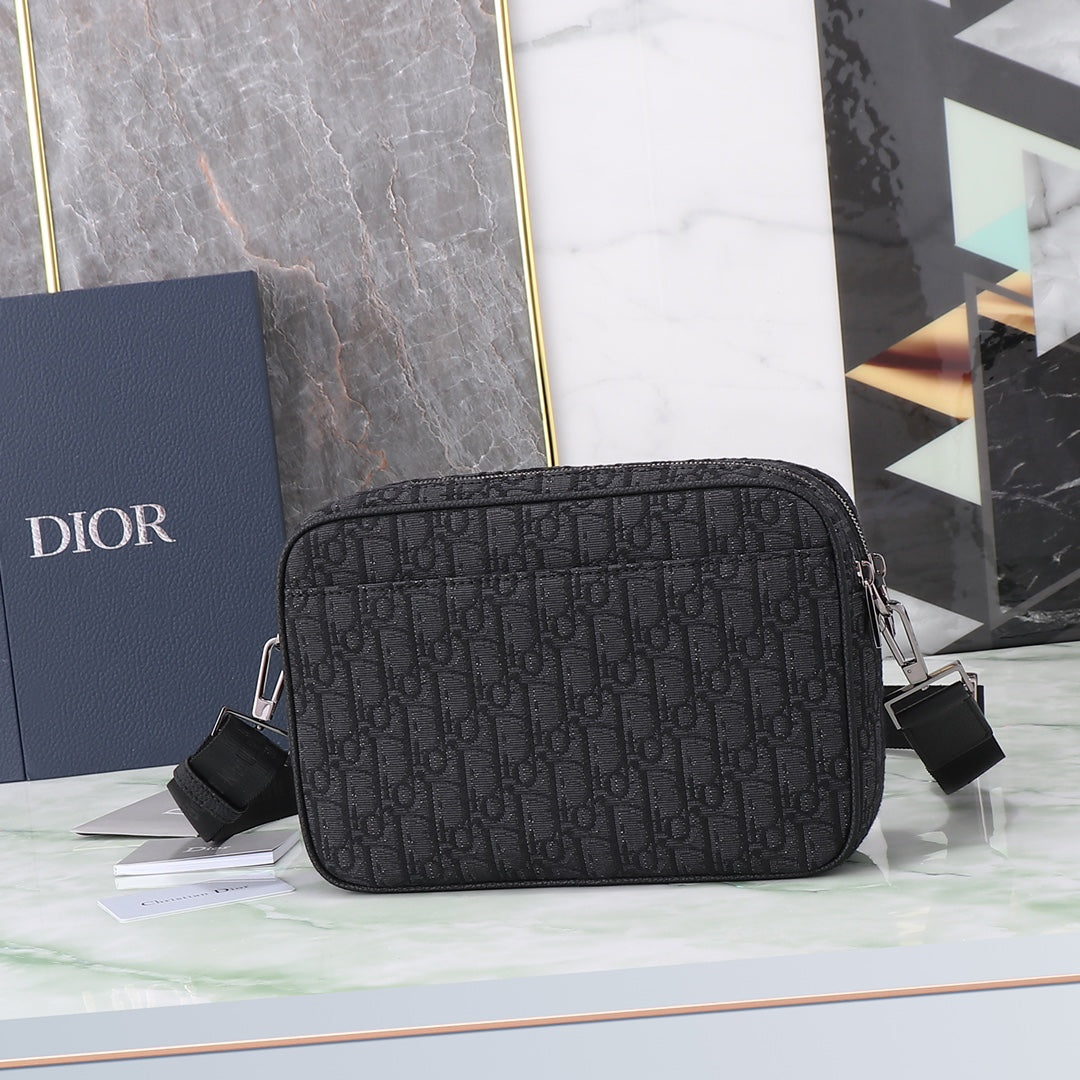 DIOR Safari Oblique  BAG