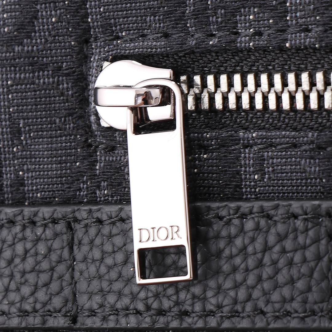 DIOR Safari Oblique  BAG