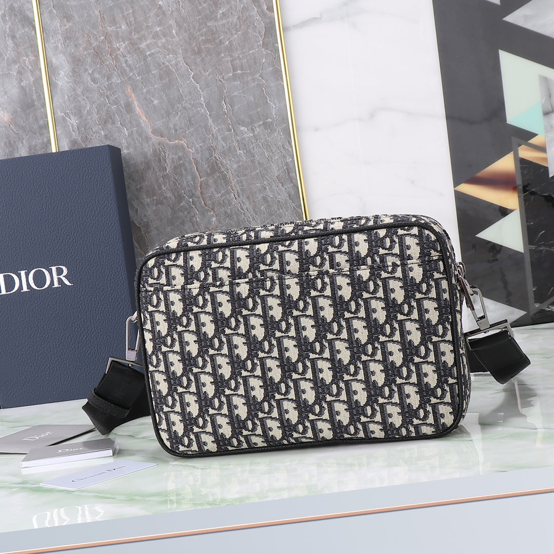 DIOR Safari Oblique  BAG