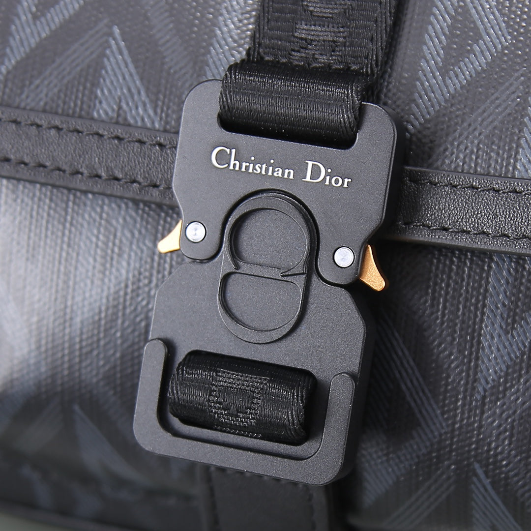 Dior Hit the Road  Bag