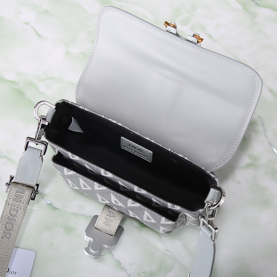 Dior Hit the Road  Bag