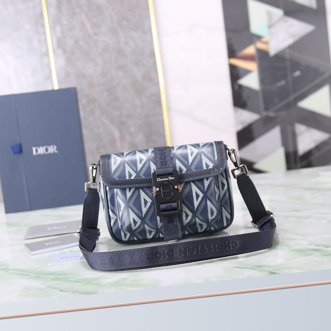 Dior Hit the Road Bag