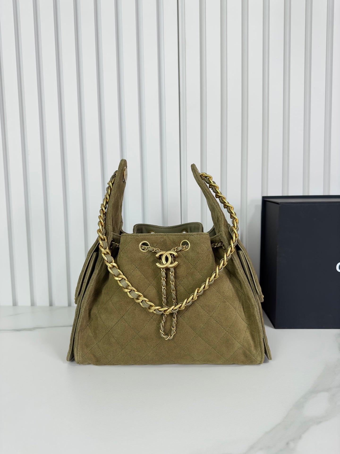 CHANEL 25b 25bag gray-green suede drawstring bucket bag small size