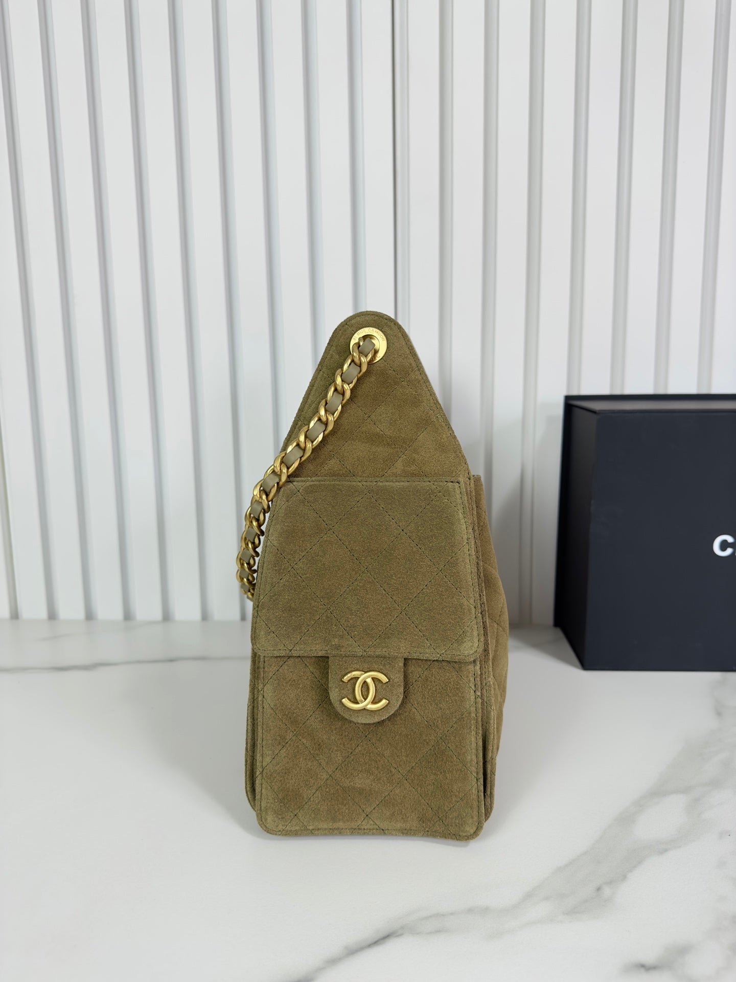 CHANEL 25b 25bag gray-green suede drawstring bucket bag small size