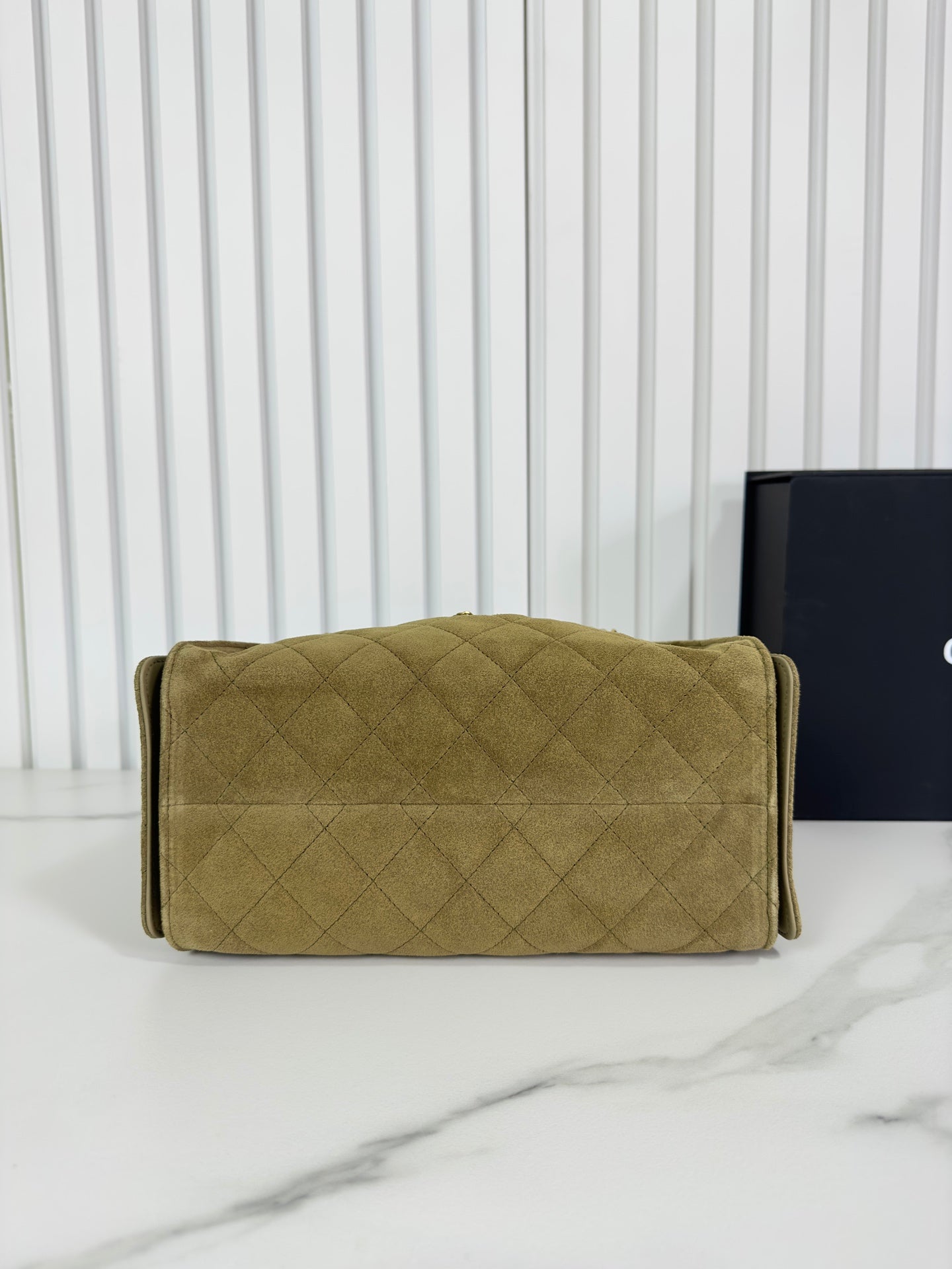 CHANEL 25b 25bag gray-green suede drawstring bucket bag small size