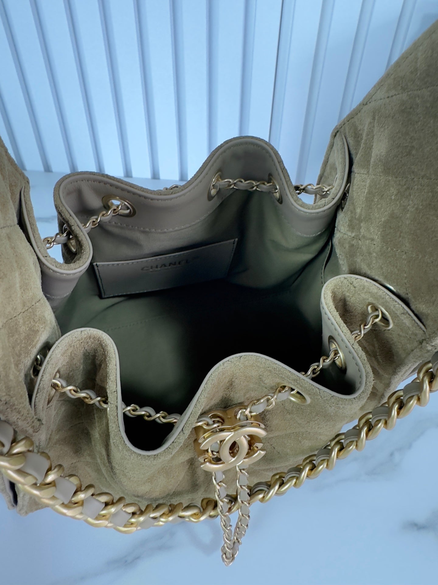 CHANEL 25b 25bag gray-green suede drawstring bucket bag small size