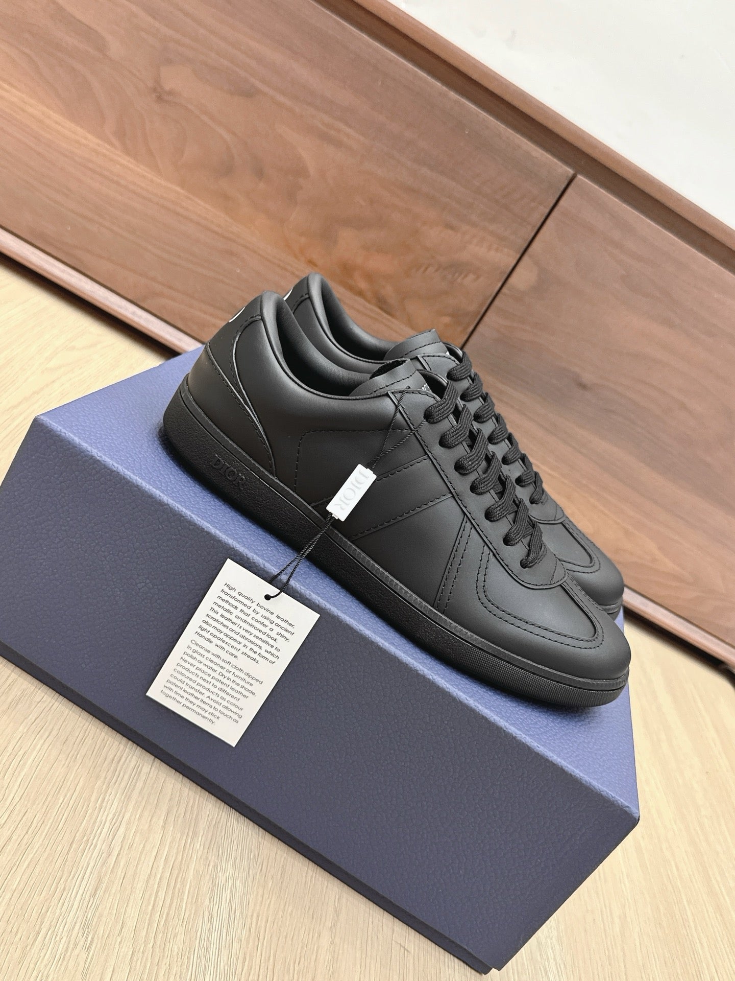 𝐃𝐢𝐨𝐫 𝟮𝟱𝐏𝐫𝐞-𝐅𝐚𝐥𝐥 𝐁𝐞𝐫𝐥𝐢𝐧 𝟬𝟭